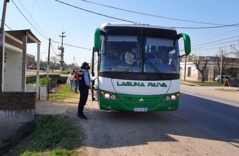 Extienden autorización para todo el transporte de pasajeros en Santa Fe