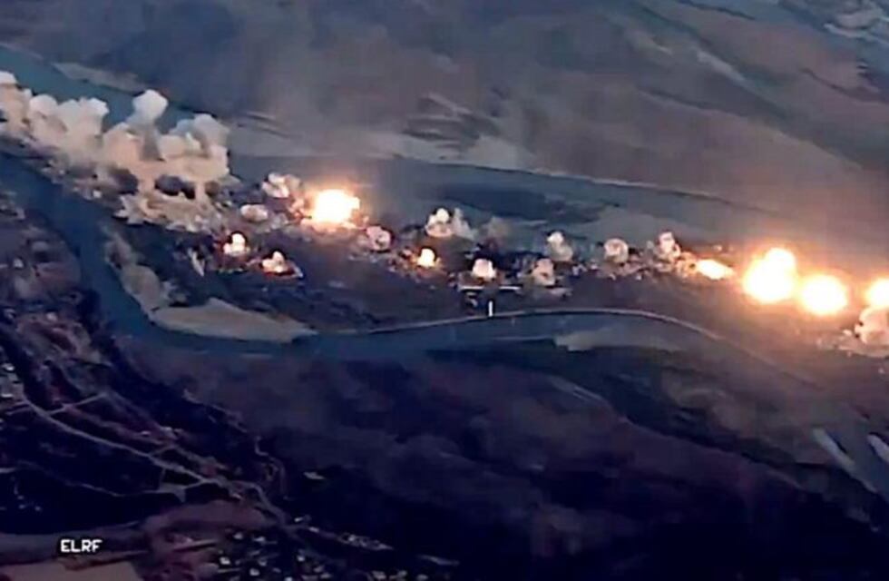 Video: Estados Unidos lanzó 36 toneladas de bombas en una isla ocupada por el ISIS
