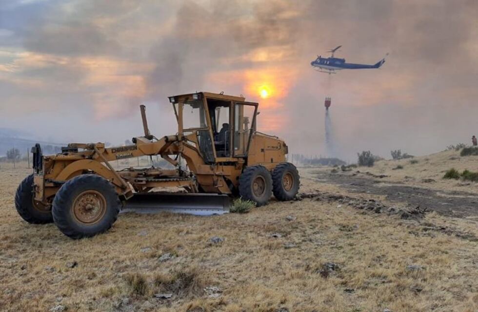 Voraz incendio que tiene en vilo a la ciudad