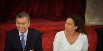El presidente Mauricio Macri junto a su vice, Gabriela Michetti\u002E