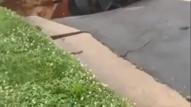 Un bache gigante se \