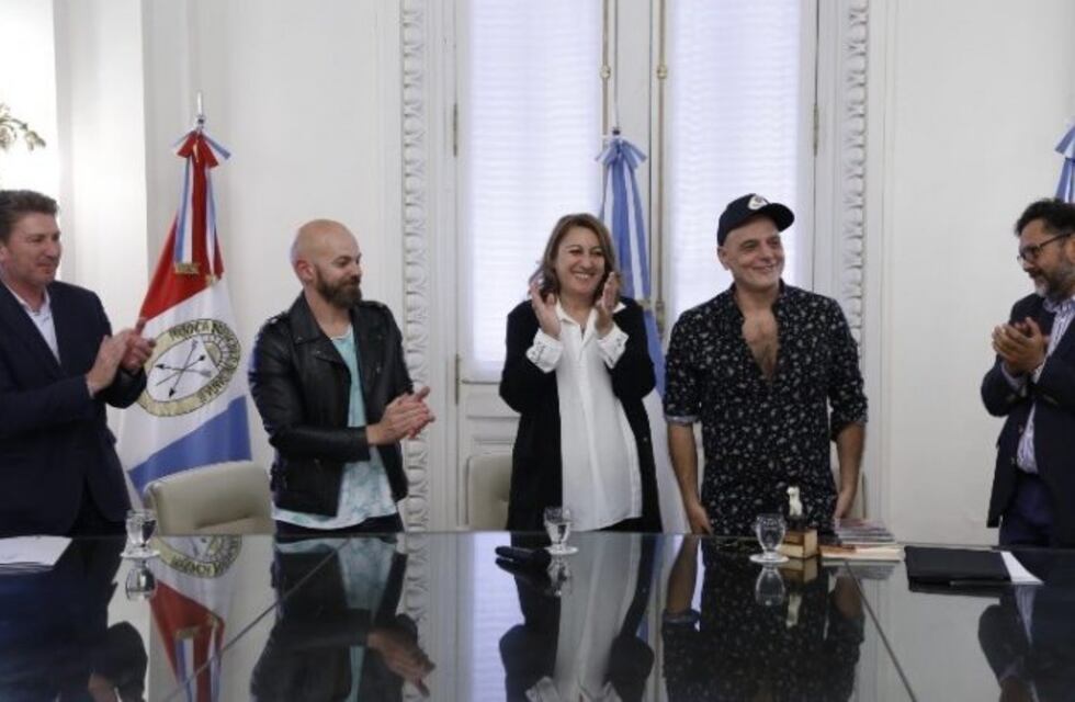 El ex Soda Stereo Zeta Bosio fue distinguido en Rosario