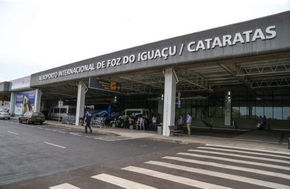 Este lunes se reactivó el aeropuerto de Foz de Iguazú