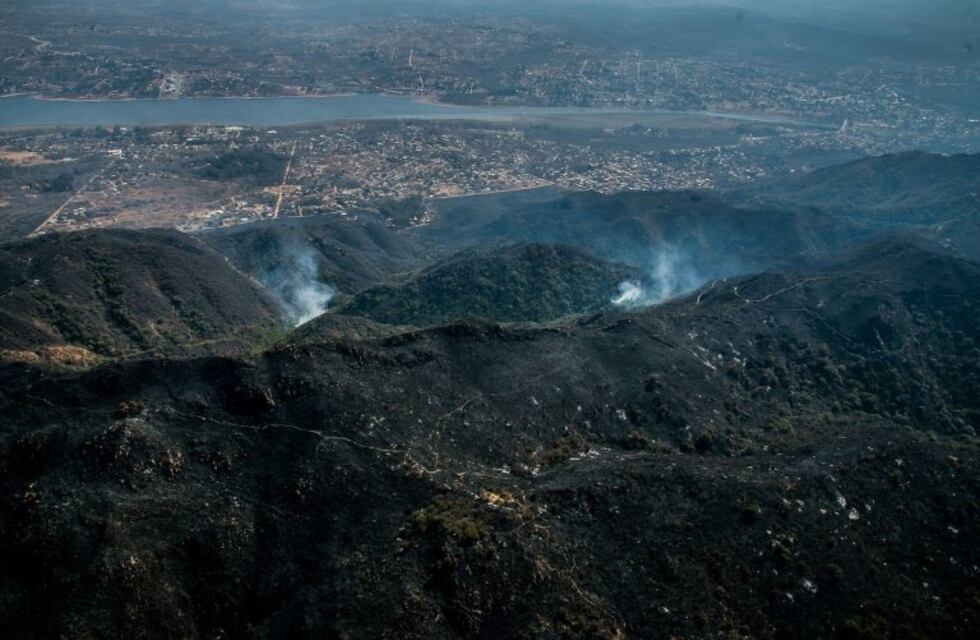 Greenpeace sobrevoló las sierras cordobesas y mostró el devastador panorama tras los incendios