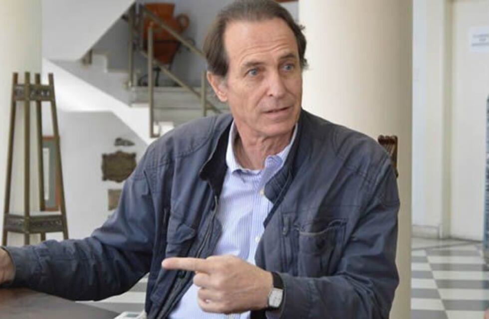 El periodista Nicolás Kasanzew se presenta en Comodoro