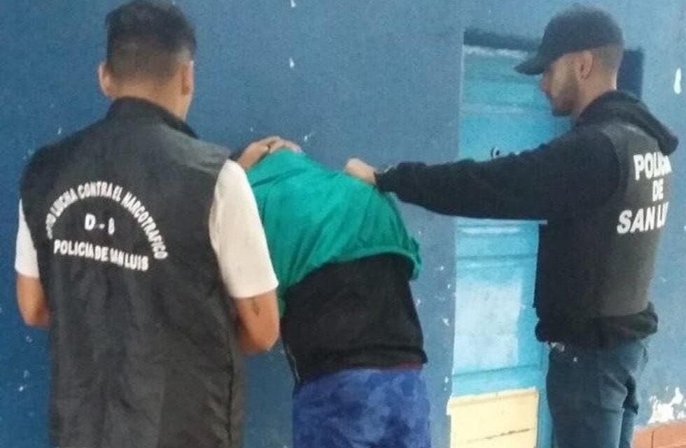 Los dos narcopolicías detenidos manejaban mucho dinero y lo ostentaban en redes sociales