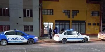 Sorprenden en un salón de eventos a vecinos y turistas de Francia y Buenos Aires