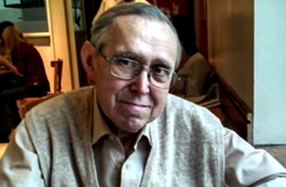 La Facultad de Ciencia Política cerró por duelo tras la muerte de un ex decano y profesor