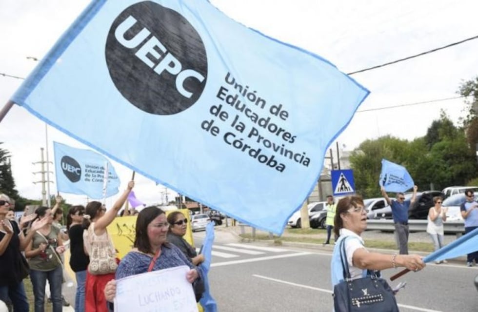 En Arroyito UEPC adhiere al paro lanzado por CTERA