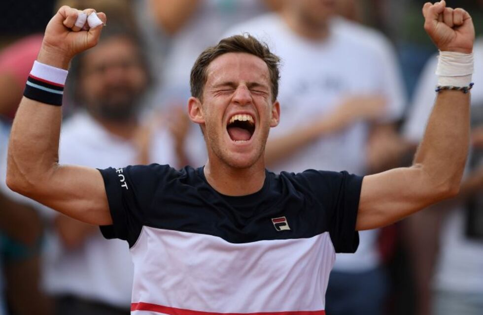 Diego Schwartzman ganó y clasificó por primera vez a octavos de final en Roland Garros
