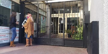 Dos hombres con heridas de arma blanca en barrio Centro