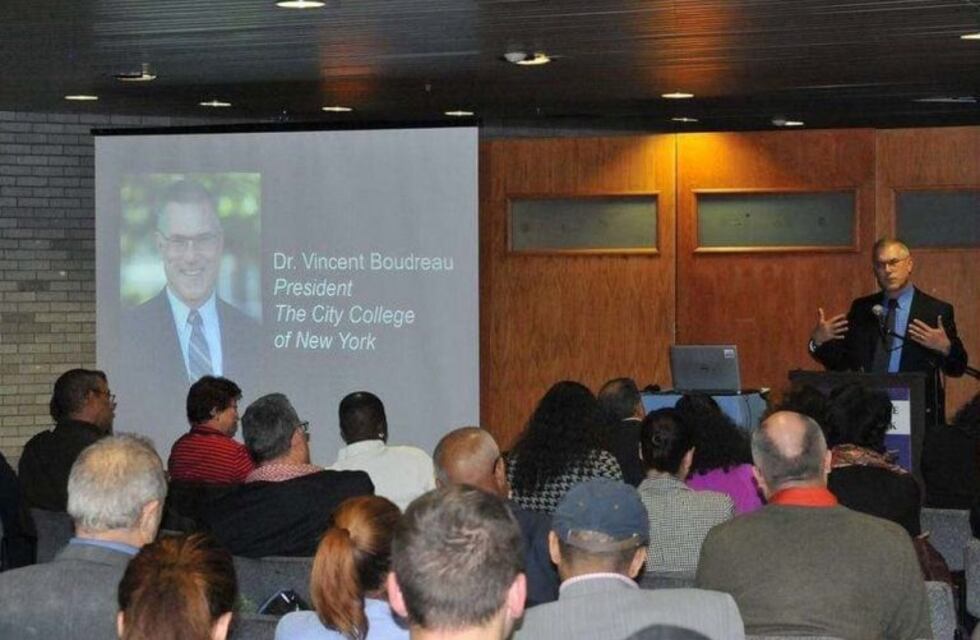 La UNT reconocerá al rector del City College de Nueva York