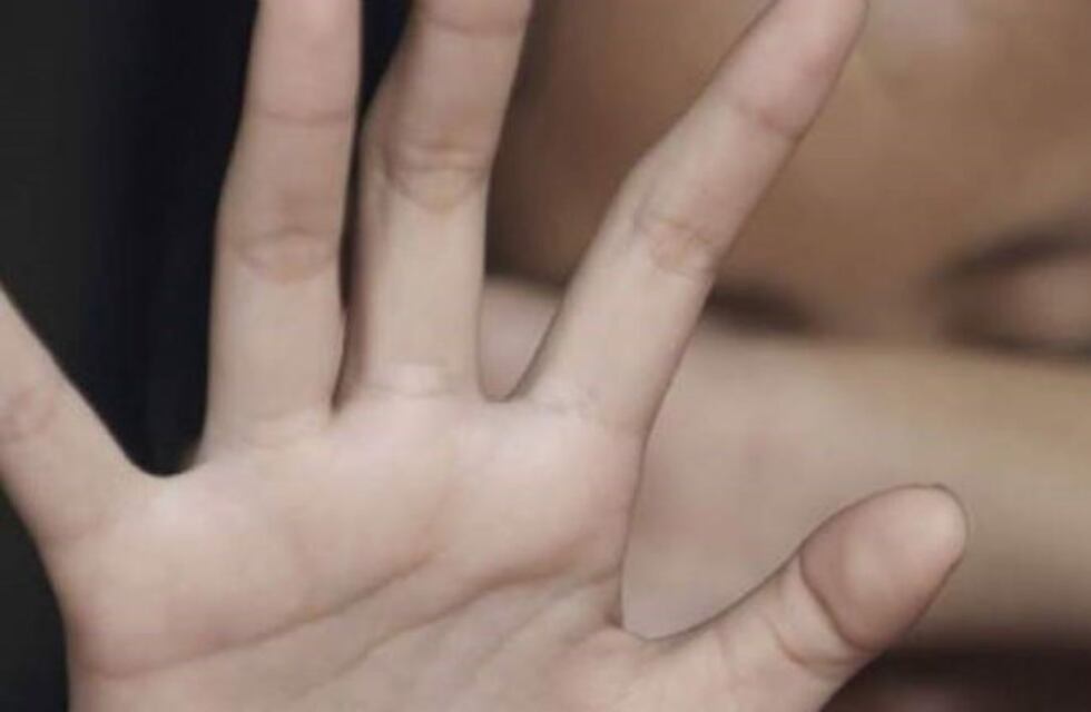 Una niña fue abusada, primero por su padrastro y luego por un vecino