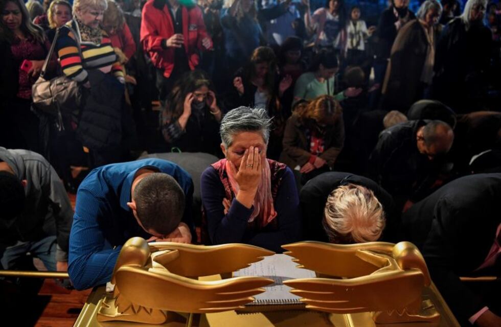 El Pastor Giménez pide mil pesos a cambio de alcohol en gel