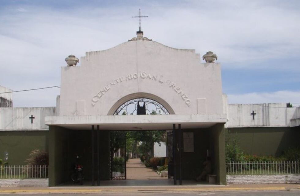 Encontraron un feto de siete meses mientras sacaban la basura del cementerio