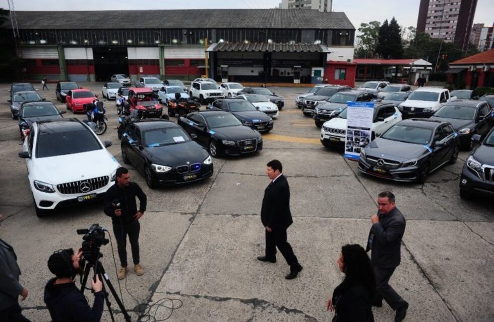 Secuestran 62 vehículos de alta gama por $ 100 millones generados por banda narco