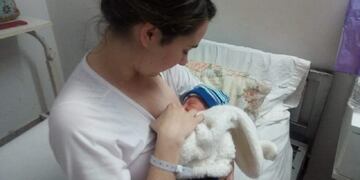 Lactancia exclusiva\nCrédito: Hospital Gchú