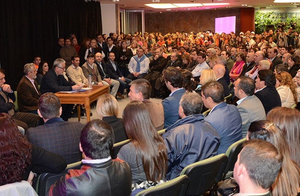 Sueños Puntanos: ampliarán la red de fibra óptica y construirán plazas