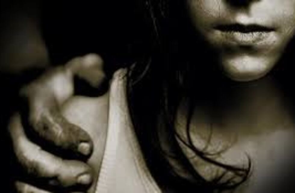 Rescataron a una adolescente que estaba cautiva en una casa de Melchor Romero