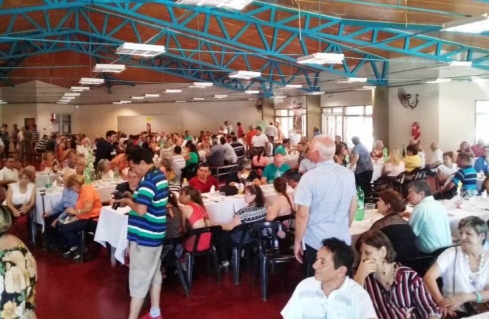 Emotivo reencuentro de egresados de la Escuela Agrotécnica