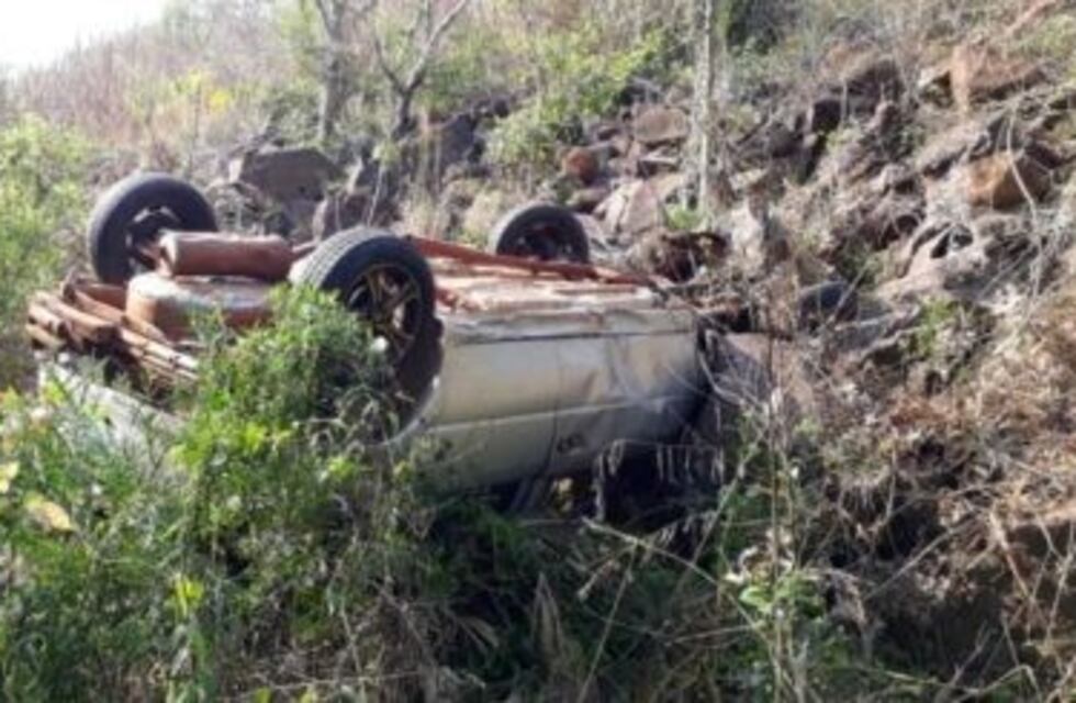 Despiste, precipicio y heridos en la Ruta Costera 2