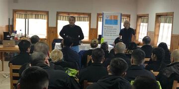 Capacitación a Policía