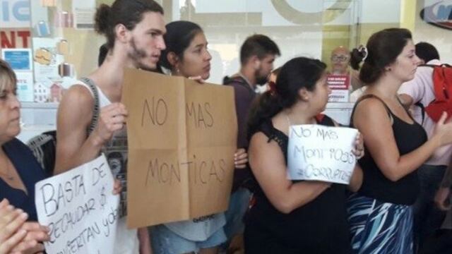 Fuerte marcha contra Monticas en la Terminal de u00d3mnibus