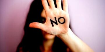 Quieren implementar el uso de silbatos contra el acoso y el abuso sexual