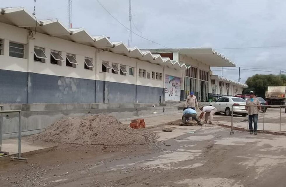 Continúan las obras de refacción en la terminal de Las Termas