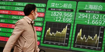 (Photo by CHARLY TRIBALLEAU / AFP)