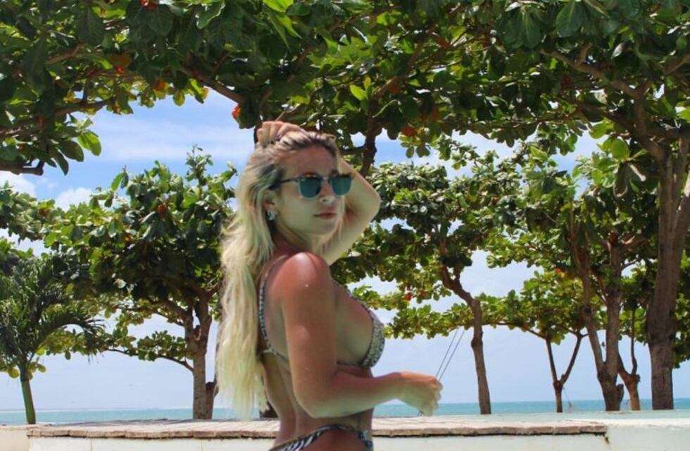 Sol Pérez encendió Instagram de rodillas y con lencería negra