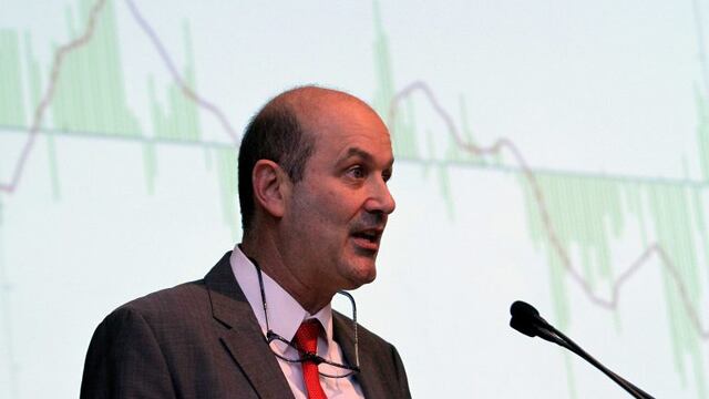 DYN44, BUENOS AIRES 18/04/17, EL PRESIDENTE DEL BANCO CENTRAL DE LA REPu00daBLICA ARGENTINA (BCRA), FEDERICO STURZENEGGER , DURANTE LA PRESENTACIu00d3N DEL INFORME DE POLu00cdTICA MONETARIA (IPOM) CORRESPONDIENTE A ABRIL.FOTO:DYN/TONY GOMEZ.