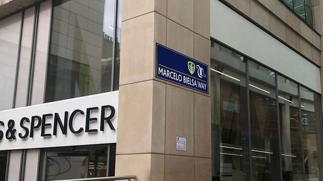 Marcelo Bielsa ya tiene calle propia en Leeds (Télam)