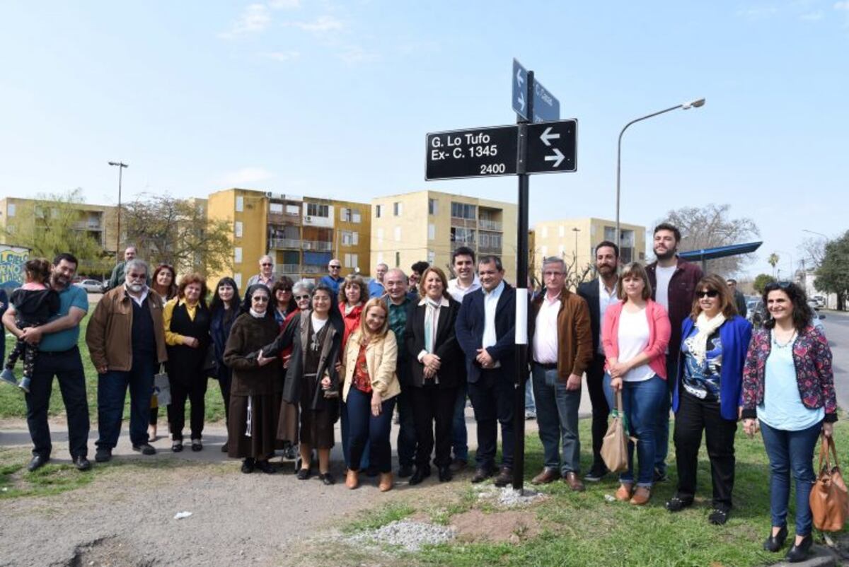 La calle fue inaugurada en barrio Casiano Casas