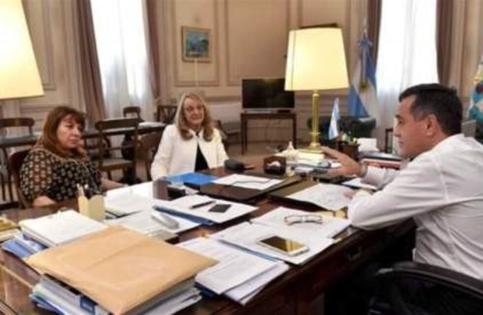 Santa Cruz reclamó a Nación por el envío de fondos para Educación