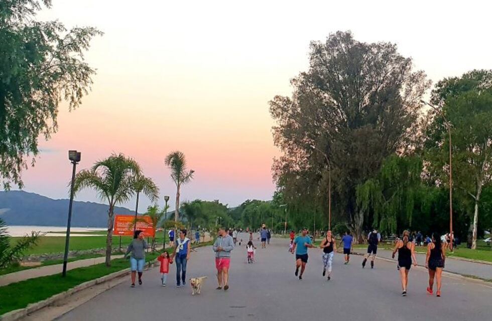 Carlos Paz: una de las cinco ciudades más elegidas para recibir el 2020