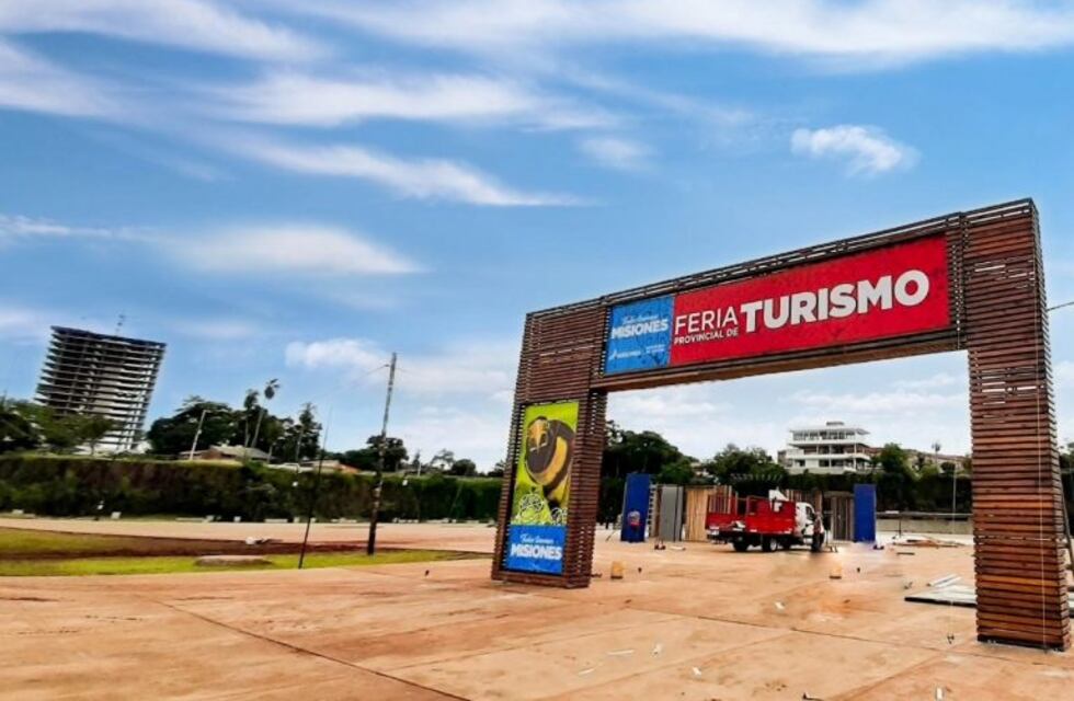 Comienza la Feria Provincial de Turismo en la Costanera posadeña
