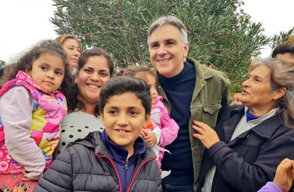 Martín Llaryora y una recorrida por barrios de Córdoba en el cierre de campaña