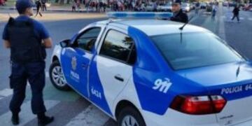 Patrullero policial en Rosario