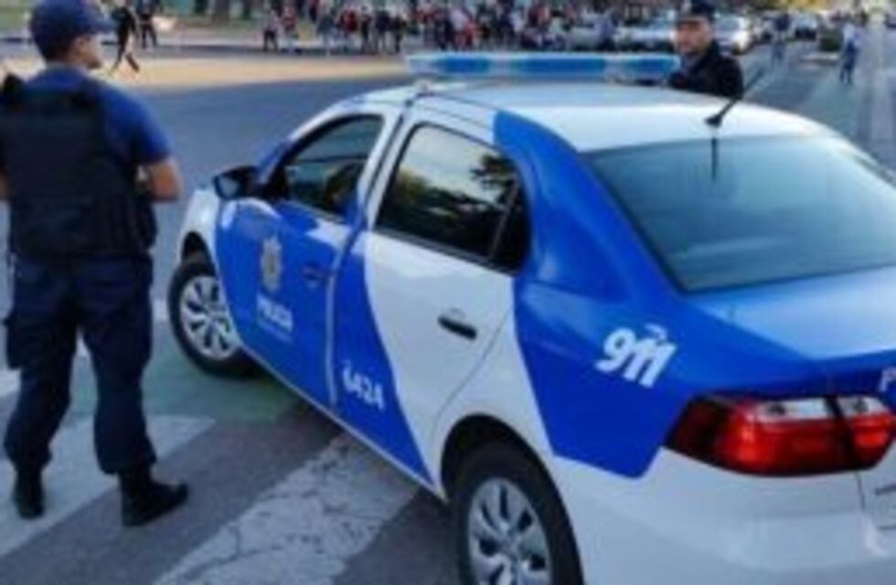 Cinco detenidos en diversos procedimientos policiales