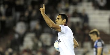 Lanús se lo dio vuelta a Unión y quedó como escolta de Boca\nFOTO:DYN/PABLO AHARONIAN\u002E