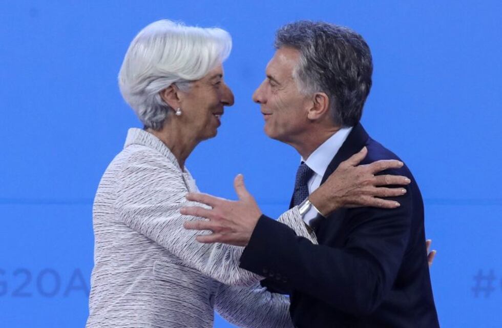 Comienza la venta de los dólares del FMI: serán dos subastas diarias