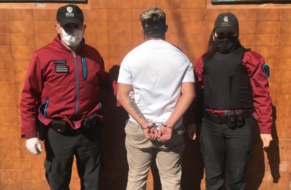 Detuvieron a cuatro hombres que se hicieron pasar por obreros y robaron en una entradera en Belgrano