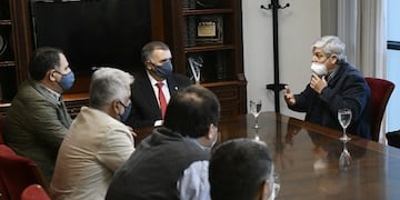 Legislatura: Jaldo recibió a la Unión de Tabacaleros de Tucumán\u002E (Legislatura de Tucumán)