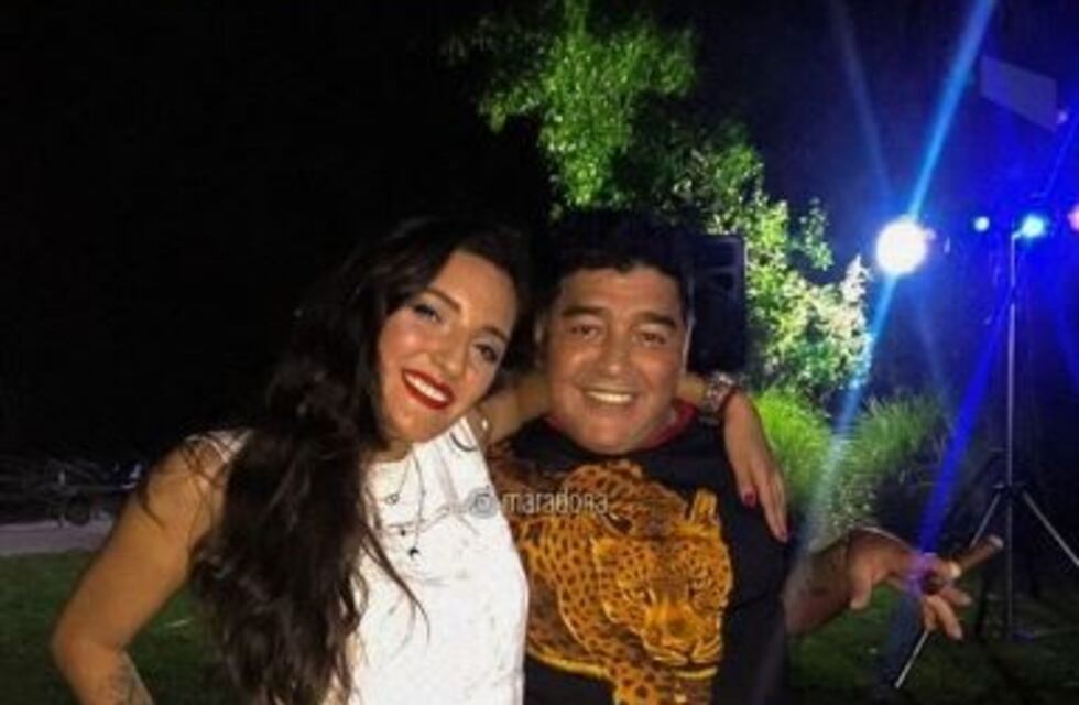 El mensaje de Jana Maradona para despedir a Diego: “Se siente como un sueño horrible”