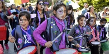 Jóvenes de Bariloche se movilizaron por los Derechos de la Niñez