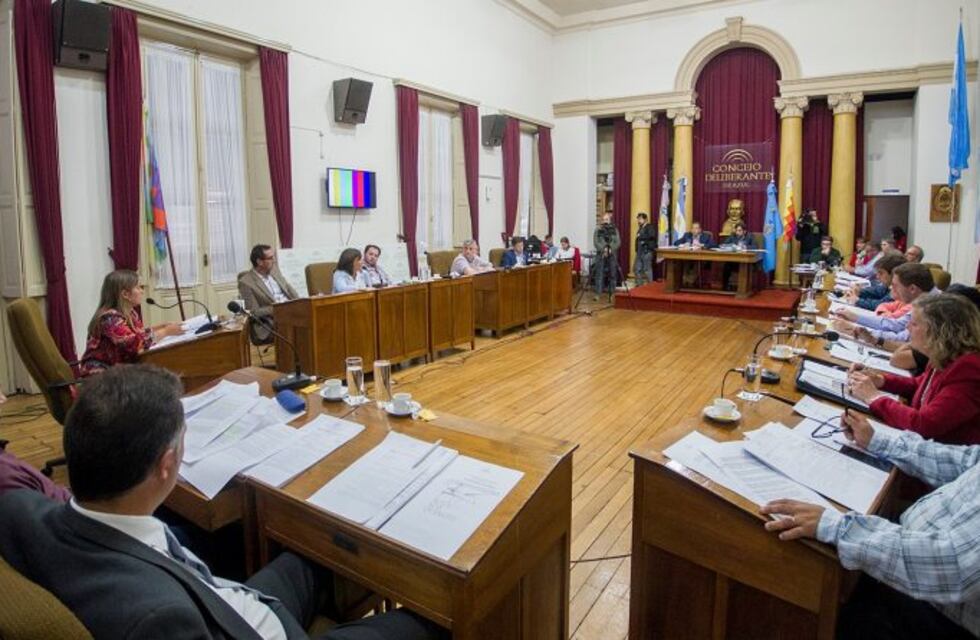 Polémica por el presupuesto: el oficialismo busca aprobarlo y la oposición pide tiempo