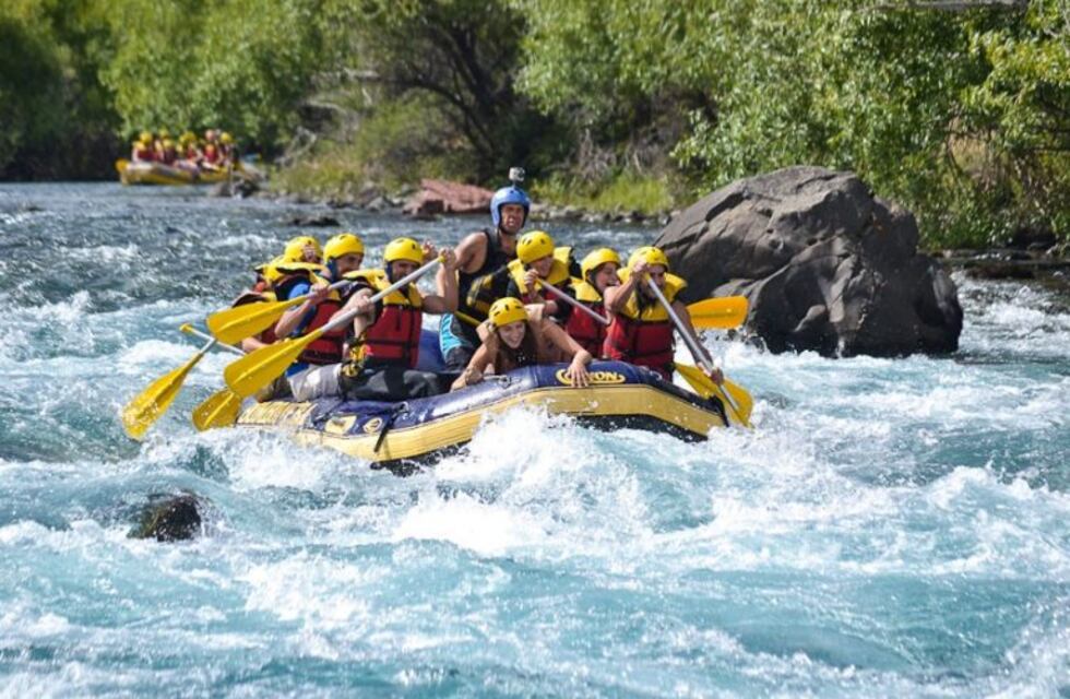 El mes del rafting en el río Aluminé se promociona con descuentos en alojamientos y restaurantes