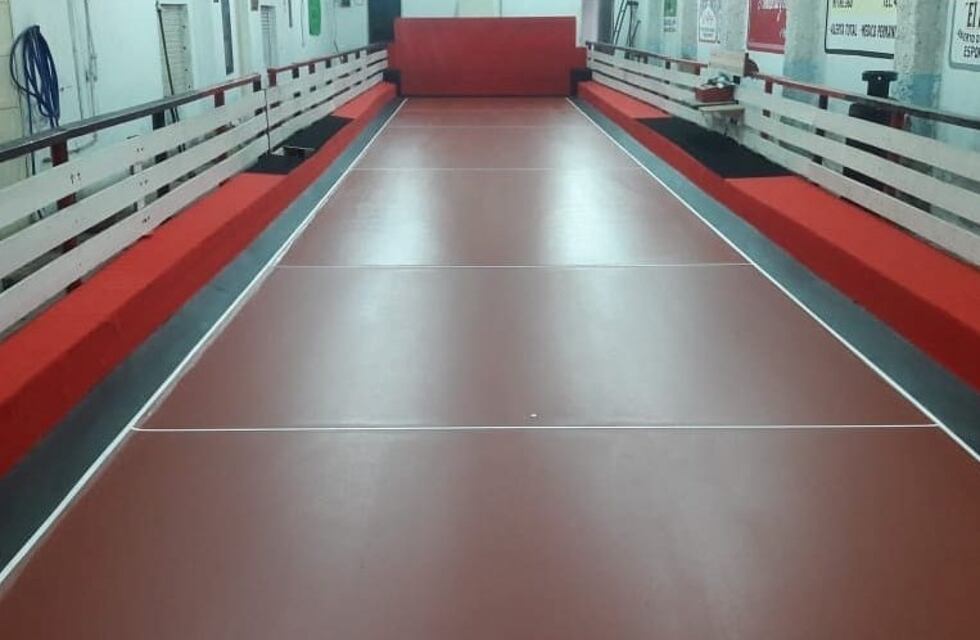 Sporting ya tiene cancha sintética de bochas