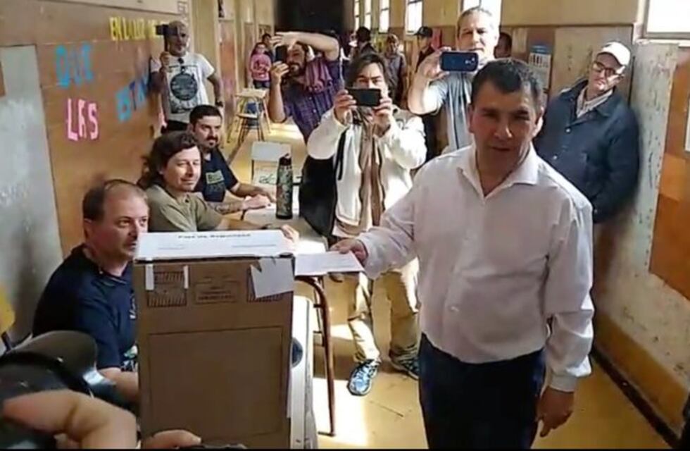 Bertellys votó en la Escuela Normal: "Es una elección diferente a la de 2017"